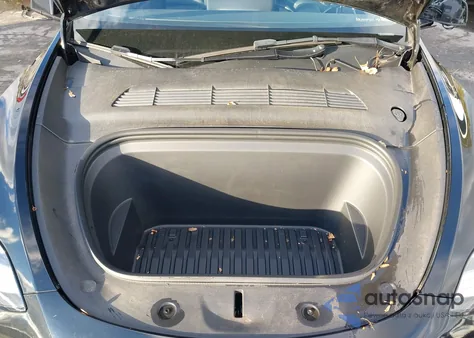 2023 Tesla Model Y Awd/Long Range Dual Motor All-Wheel Drive from USA, damaged, VIN 7SAYGDEE0PA044022